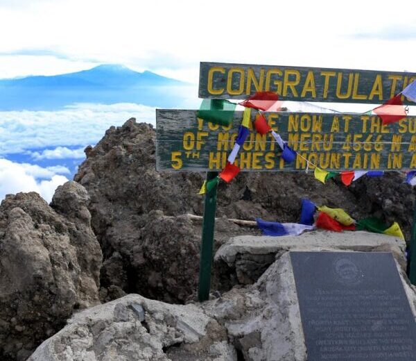 MOUNT MERU – 4 DAYS